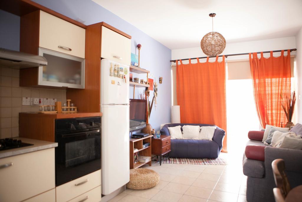 Aquarian Beachfront Apartment Λάρνακα Εξωτερικό φωτογραφία