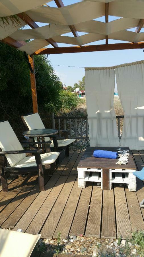 Aquarian Beachfront Apartment Λάρνακα Εξωτερικό φωτογραφία